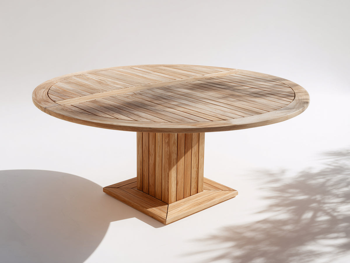Gartentisch aus Holz 140 x 140 x 75 cm - Naturfarben - Rundes Design mit Säulenfuß und Lattenstruktur